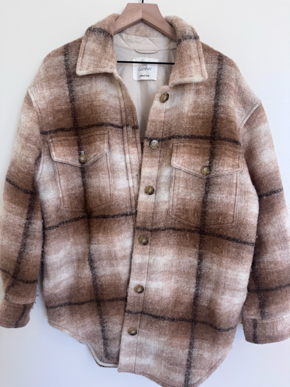 Aritzia Plaid Shacket in Cream and Tan - Picture 3 of 4